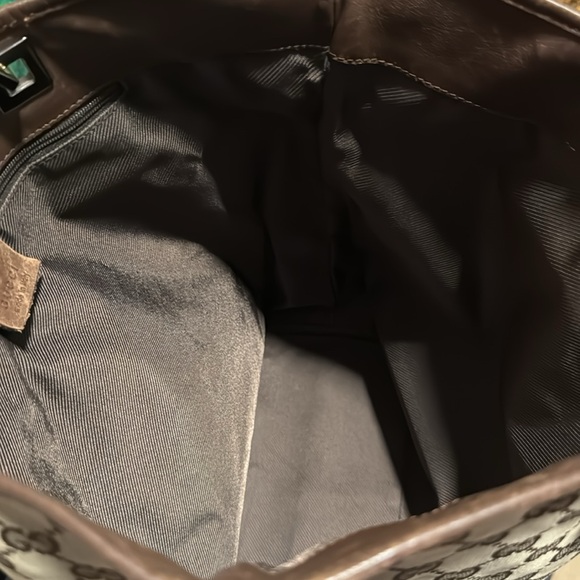 Authentic Gucci GG Supreme Tote Bag 31243 - Luxury Handbag - Picture 6 of 14